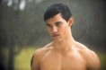 /album/new-moon-/newmoon-3-jpg/